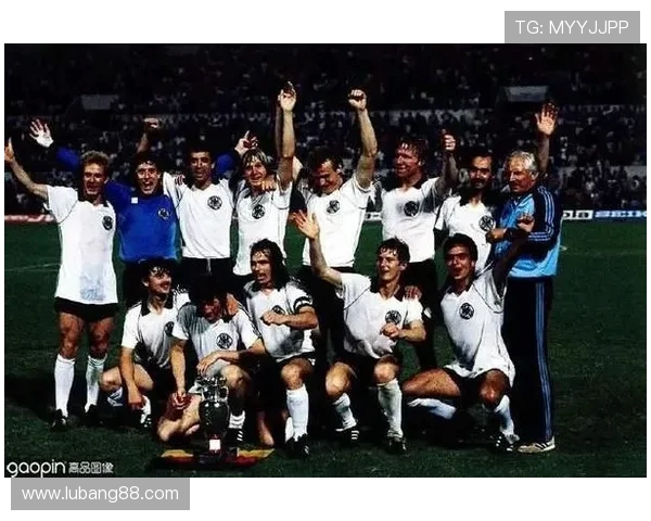 1998年世界杯揭幕战法国4比0轻取巴西揭开足球盛宴序幕