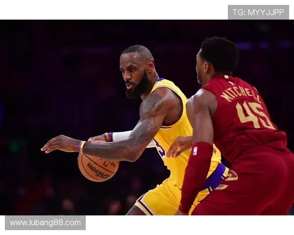 360直播回放提供NBA完整赛事录像及詹姆斯关键三分绝杀勇士全场集锦